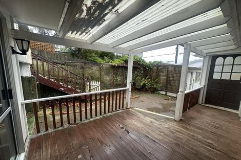 Photo of property in 5 Bird Grove, Stokes Valley, Lower Hutt, 5019