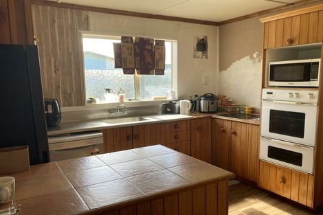 Photo of property in 2 Atkinson Street, Waitara, 4320