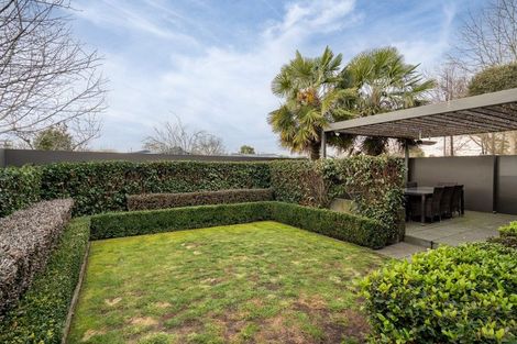 Photo of property in 26 Grahams Road, Ilam, Christchurch, 8041