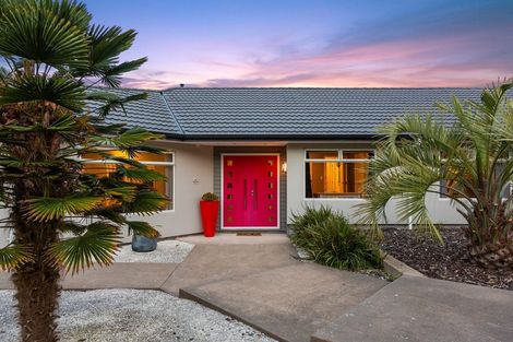 Photo of property in 139 Richmond Road, Brixton, New Plymouth, 4373