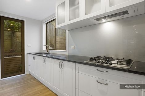 Photo of property in 87 Fairview Avenue, Fairview Heights, Auckland, 0632