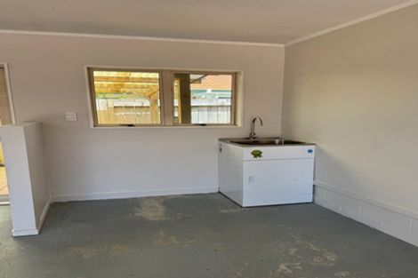 Photo of property in 5 Edgewater Grove, Whakatane, 3120