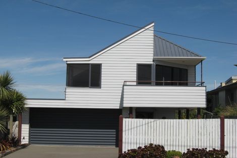 Photo of property in 527 Marine Parade, South New Brighton, Christchurch, 8062
