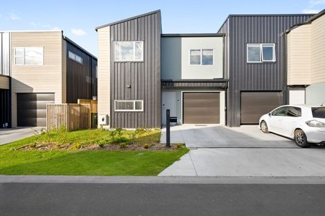 Photo of property in 3 Selkirk Lane, Hamilton Lake, Hamilton, 3204