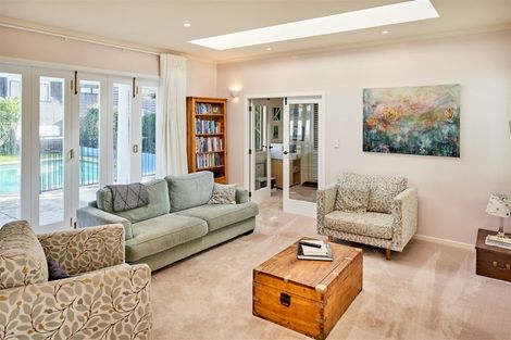 Photo of property in 25 Cheviot Road, Lowry Bay, Lower Hutt, 5013