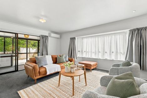 Photo of property in 33 Kent Road, Saint Johns Hill, Whanganui, 4501