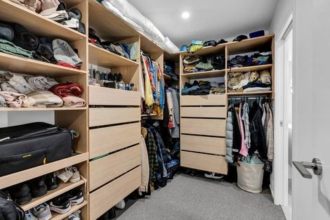 Photo of property in 28a Waiwaka Terrace, Strandon, New Plymouth, 4312