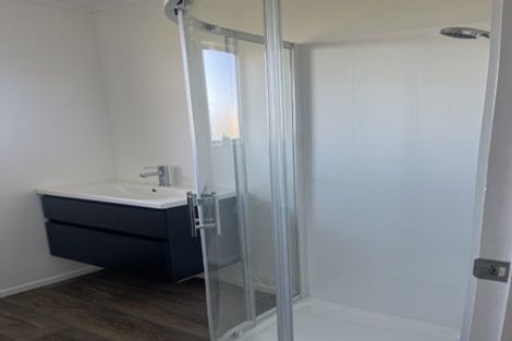 Photo of property in 4a The Track, Plimmerton, Porirua, 5026