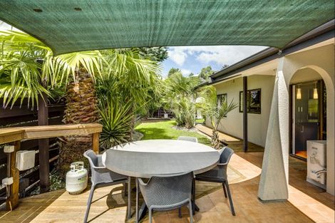 Photo of property in 17 Churchill Drive, Taradale, Napier, 4112