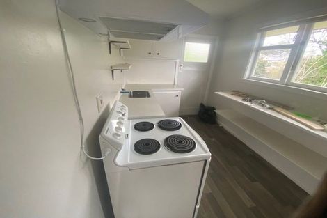 Photo of property in 22 Milton Road, Bluff Hill, Napier, 4110