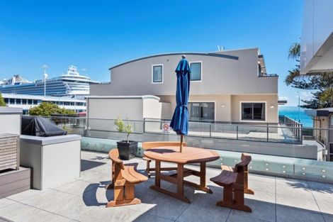 Photo of property in Anchorage Apartments, 210/36 Victoria Road, Mount Maunganui, 3116