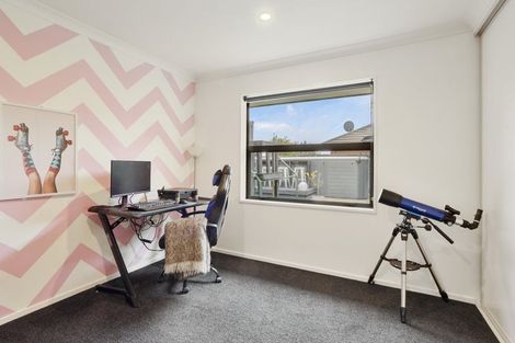 Photo of property in 13 Lancewood Way, Rangiora, 7400