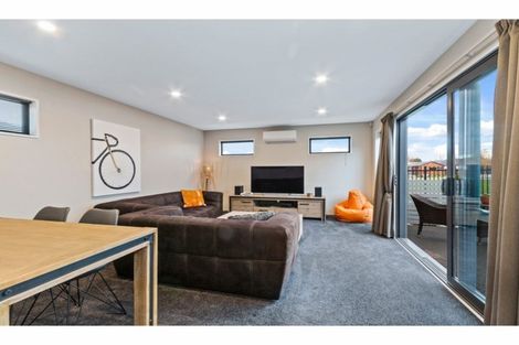 Photo of property in 52 Bamber Crescent, Halswell, Christchurch, 8025