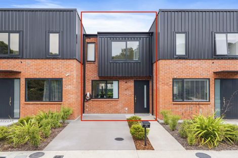 Photo of property in 73 Mangahoe Road, Mount Wellington, Auckland, 1062