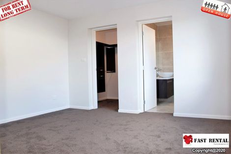 Photo of property in 52 Corricvale Way, Northcross, Auckland, 0630