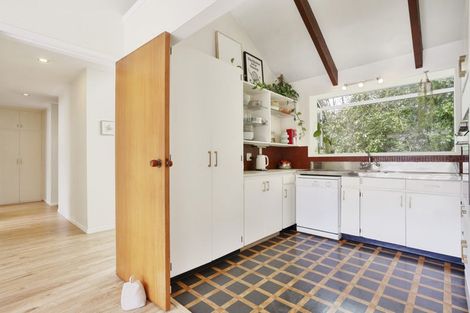 Photo of property in 2/38a Greers Road, Burnside, Christchurch, 8041