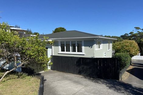 Photo of property in 2/102 Verran Road, Birkdale, Auckland, 0626