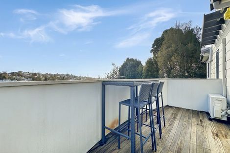 Photo of property in 2/28a Marlborough Avenue, Glenfield, Auckland, 0629