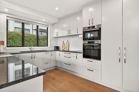 Photo of property in 100 Condor Drive, Pyes Pa, Tauranga, 3112