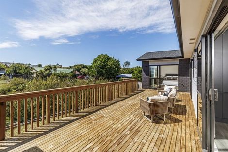 Photo of property in 43 Huarahi Pai Road, Huapai, Kumeu, 0810