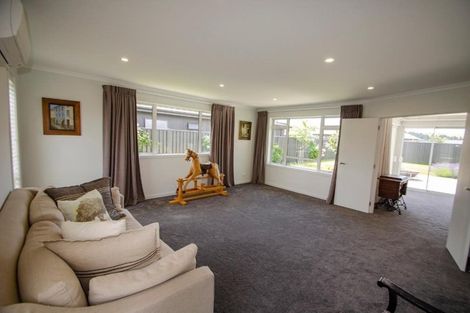 Photo of property in 10 Phoenix Place, Cromwell, 9310