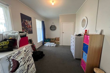 Photo of property in 1/5 Beihlers Road, Weymouth, Auckland, 2103