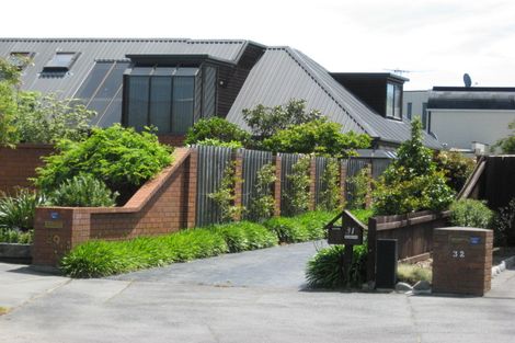 Photo of property in 31 Althorp Place, Avonhead, Christchurch, 8042