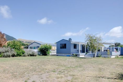 Photo of property in 60 Gillies Crescent, Waimarama, Havelock North, 4294