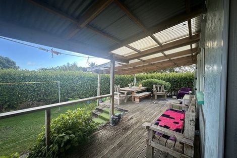 Photo of property in 74 Parris Street, Waitara, 4320