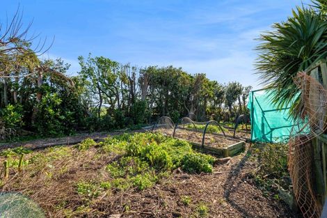 Photo of property in 7091 South Road, Warea, New Plymouth, 4381