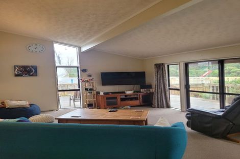 Photo of property in 6 Taranui Place, Henderson, Auckland, 0612