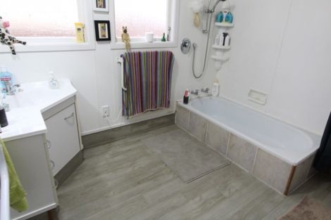 Photo of property in 38 Edinburgh Street, Tokoroa, 3420