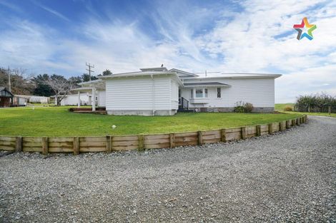 Photo of property in 25 Brown Road, Browns, Winton, 9782