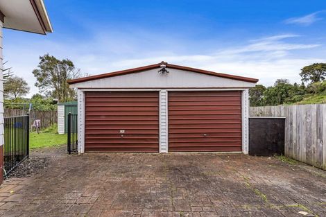 Photo of property in 43 Bellfield Road, Opaheke, Papakura, 2113