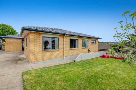 Photo of property in 4 Kingtide Place, Red Beach, 0932