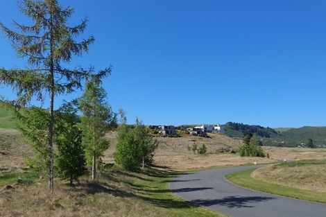 Photo of property in 8 The Fairways, Kinloch, Taupo, 3377