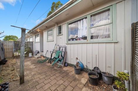 Photo of property in 4/11 Oakland Avenue, Papatoetoe, Auckland, 2025