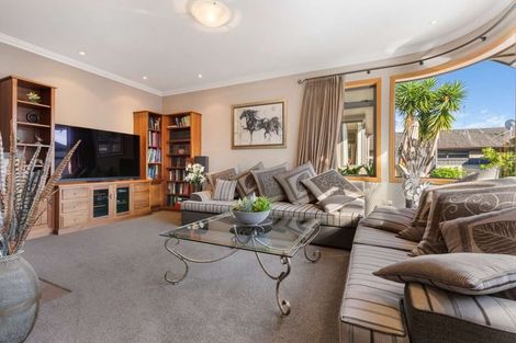 Photo of property in 114 Tuihana Drive, Papamoa Beach, Papamoa, 3118