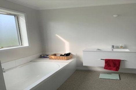 Photo of property in 2a Centre Street, Waimate, 7978