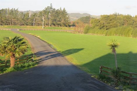 Photo of property in 613 Great South Road, Runciman, Drury, 2578