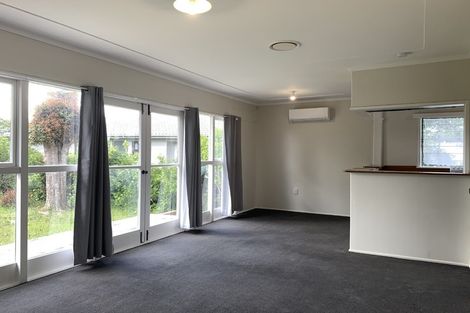 Photo of property in 299 Swanson Road, Ranui, Auckland, 0612