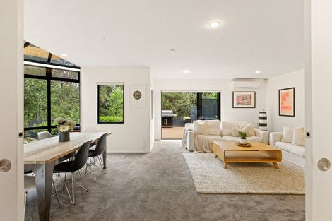 Photo of property in 1/47 Tui Glen Road, Birkenhead, Auckland, 0626