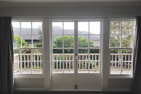 Photo of property in 2/122 Saint Johns Road, Saint Johns, Auckland, 1072