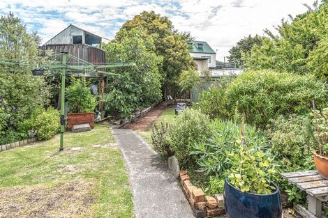 Photo of property in 25 Mason Terrace, Gonville, Whanganui, 4501