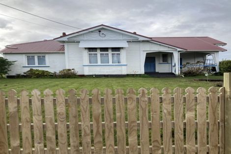 Photo of property in 6 Hurworth Place, College Estate, Whanganui, 4500
