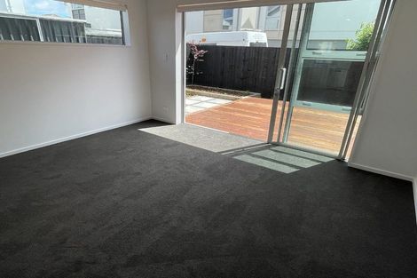 Photo of property in 2/111 Osborne Street, Waltham, Christchurch, 8011