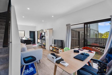 Photo of property in 6/24 Andrew Road, Howick, Auckland, 2010