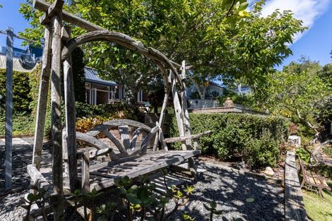 Photo of property in 6 Learmonth Avenue, Birkenhead, Auckland, 0626