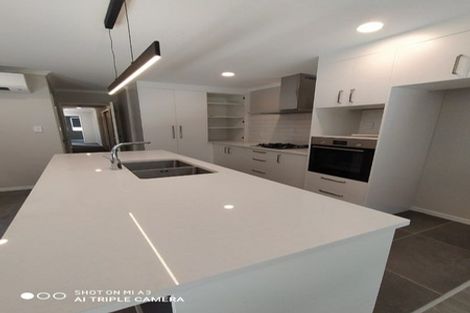 Photo of property in 28 Combat Street, Papakura, 2110