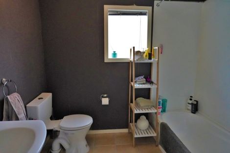 Photo of property in 52 Anzac Road, Morningside, Whangarei, 0110